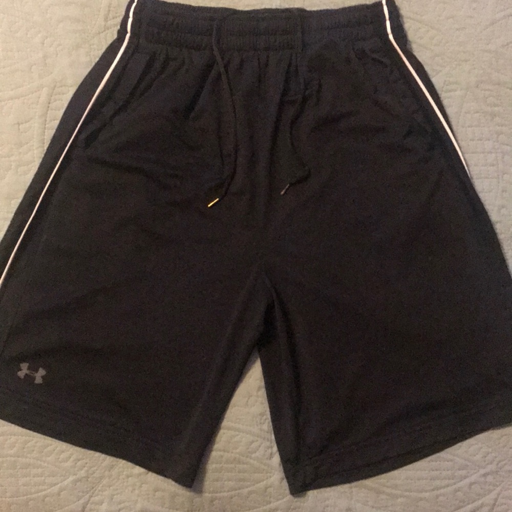 Black Under Armor Athletic shorts